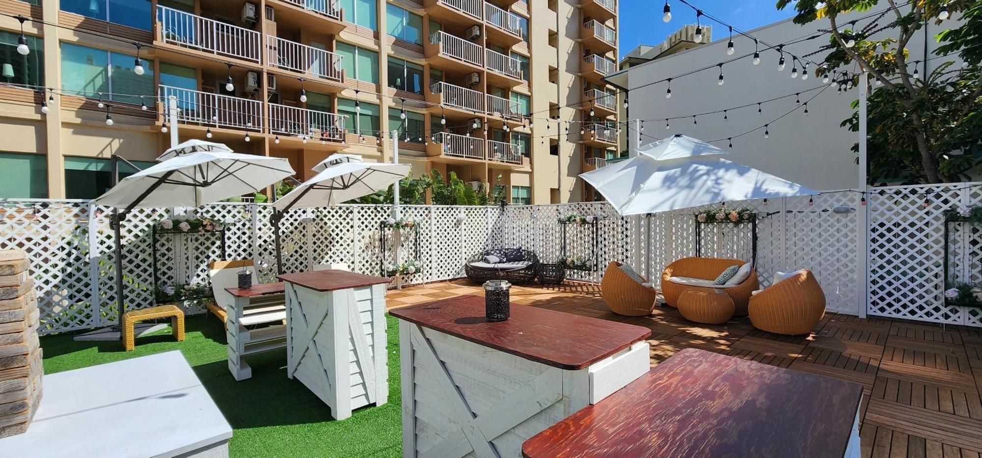 The Beach Waikiki Boutique Hostel ホノルル エクステリア 写真